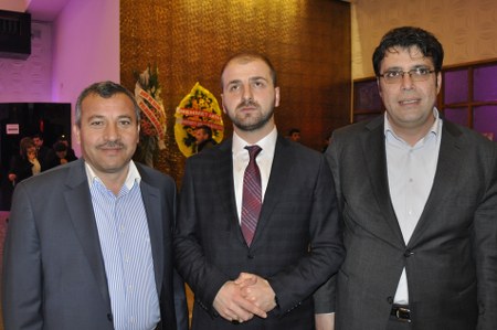 ak-parti-genclik-kollari-kongresi-11-ocak-2015-(22)_450x299.jpg