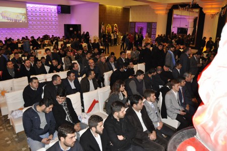 ak-parti-genclik-kollari-kongresi-11-ocak-2015-(34)_450x299.jpg